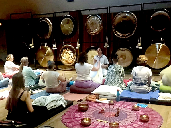 Séance de Gong Yoga intégral